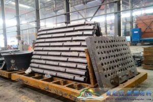 Jaw Plate Material Selection